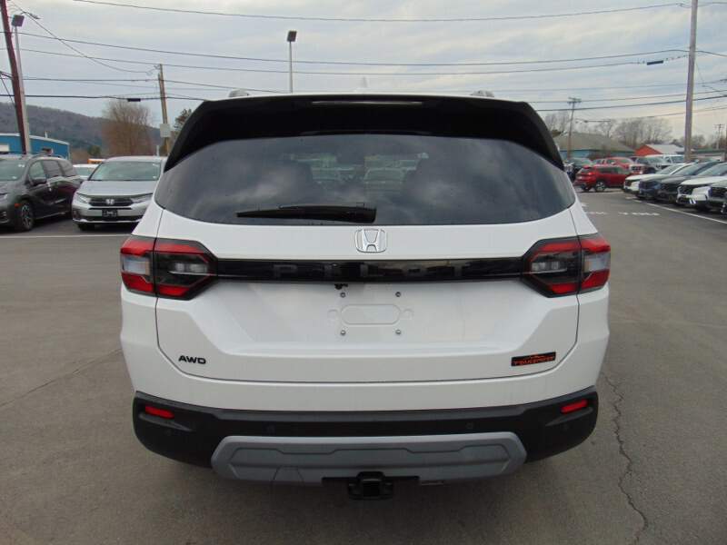  2025 Honda Pilot Image: 5