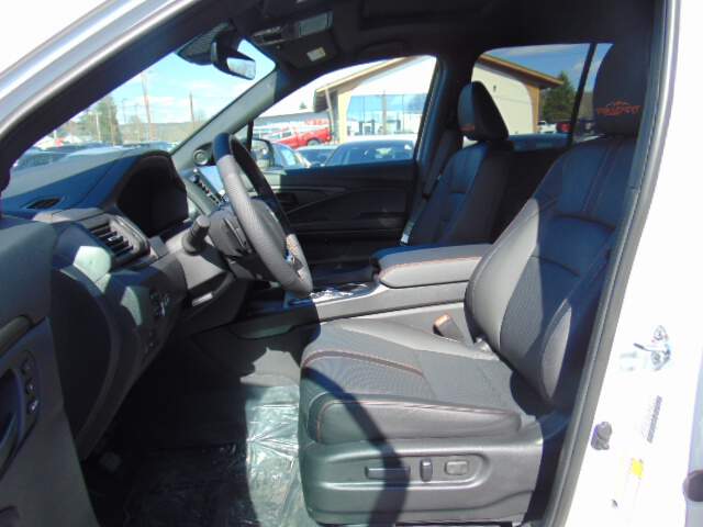  2025 Honda Ridgeline Image: 9