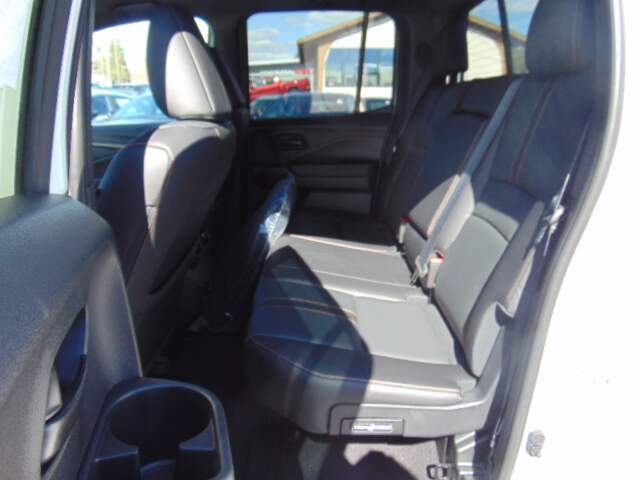  2025 Honda Ridgeline Image: 10