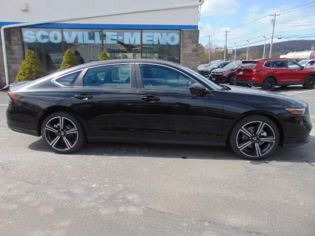  2025 Honda Accord Image: 3