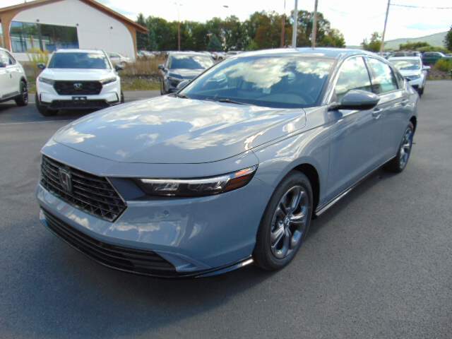  2025 Honda Accord Image: 0