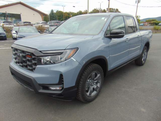  2025 Honda Ridgeline Image: 0