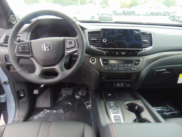  2025 Honda Ridgeline Image: 10