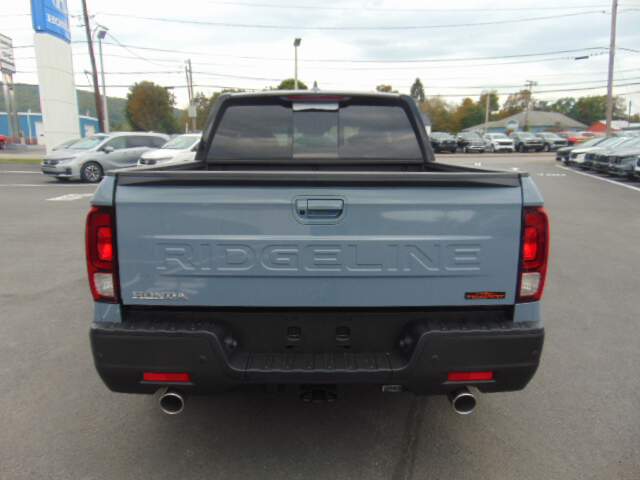  2025 Honda Ridgeline Image: 5