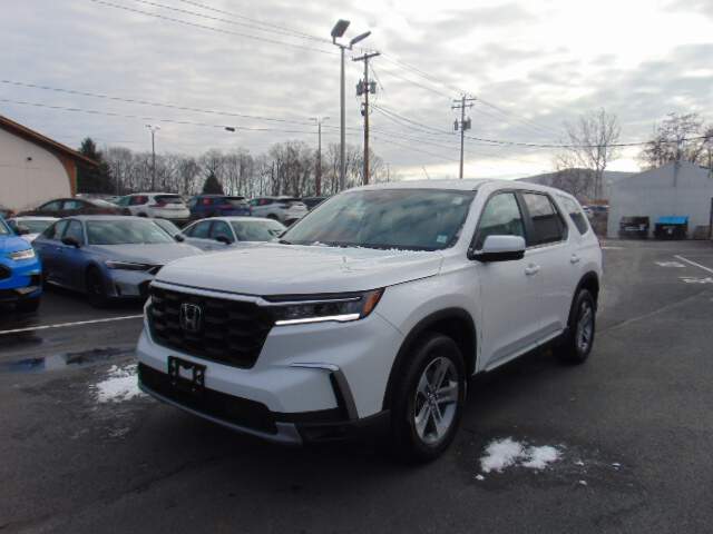  2025 Honda Pilot Image: 0