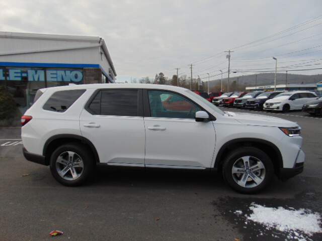  2025 Honda Pilot Image: 3