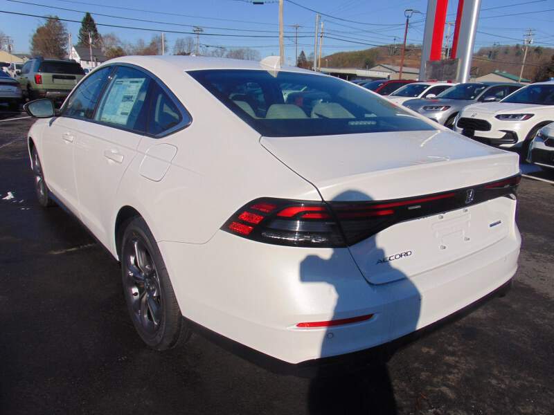  2025 Honda Accord Image: 6