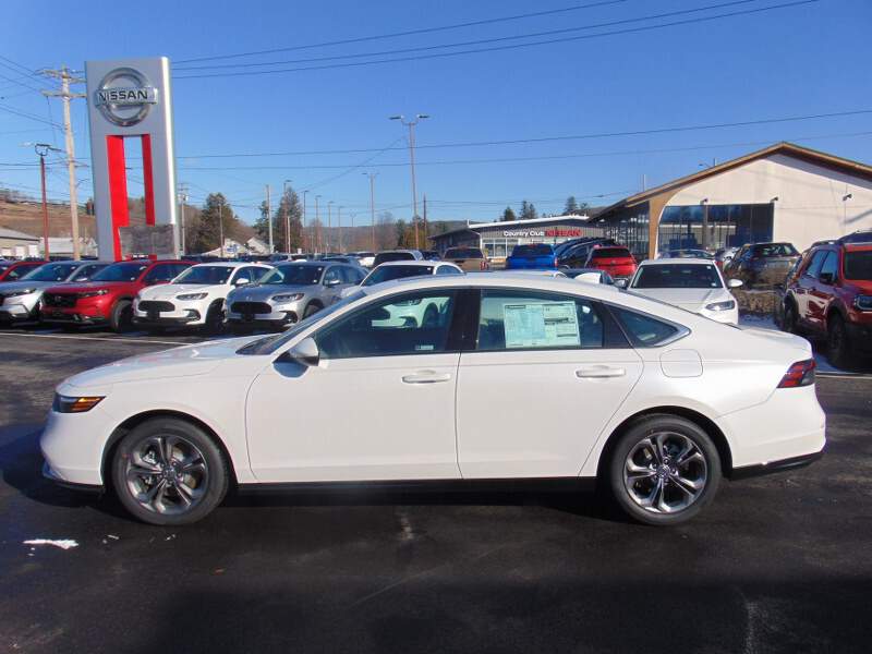  2025 Honda Accord Image: 7