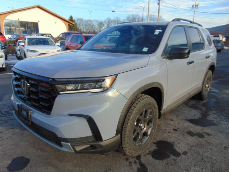  2025 Honda Pilot Image: 0