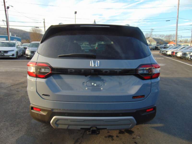  2025 Honda Pilot Image: 5