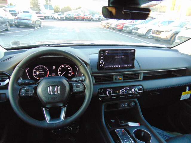  2025 Honda Pilot Image: 11