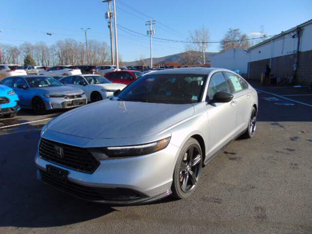  2025 Honda Accord Image: 0