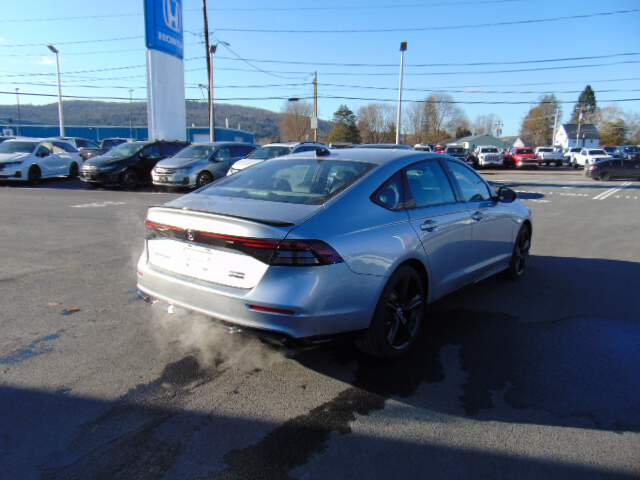  2025 Honda Accord Image: 4