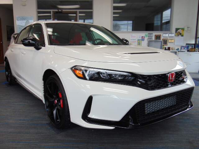  2025 Honda Civic Image: 2