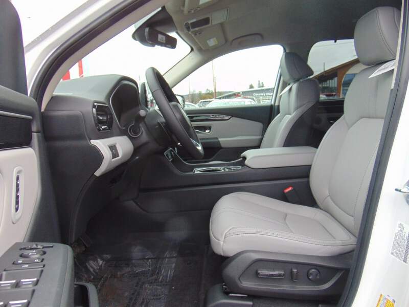  2025 Honda Pilot Image: 8