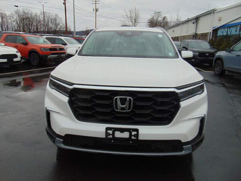  2025 Honda Pilot Image: 1