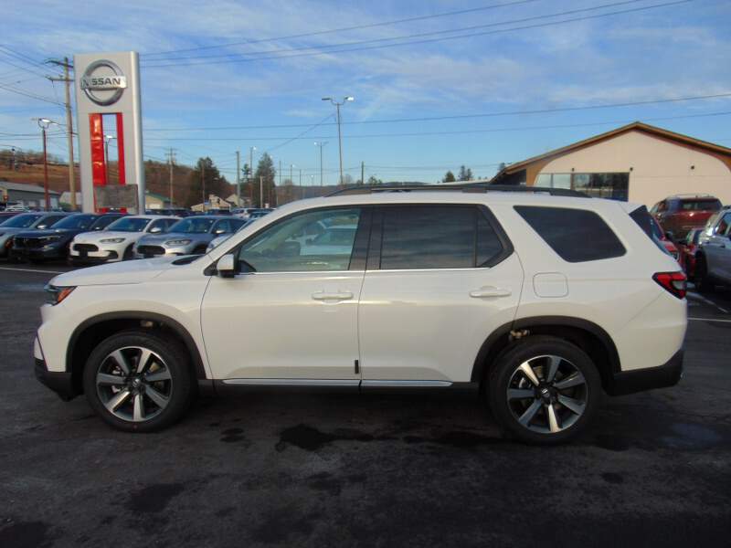  2025 Honda Pilot Image: 7