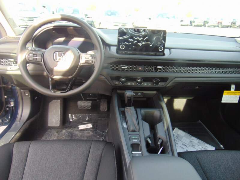  2025 Honda Accord Image: 10