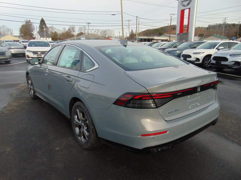  2025 Honda Accord Image: 6