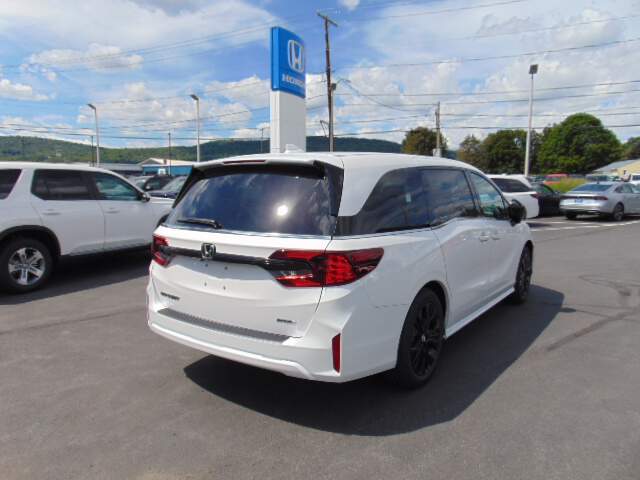  2026 Honda Odyssey Image: 4
