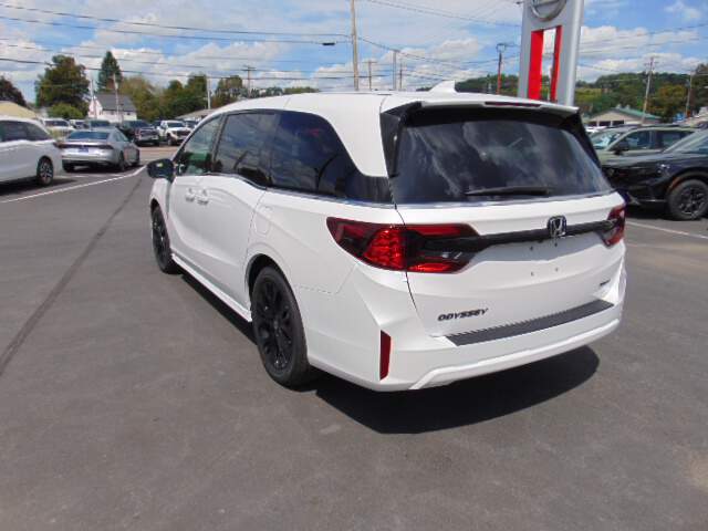  2026 Honda Odyssey Image: 6