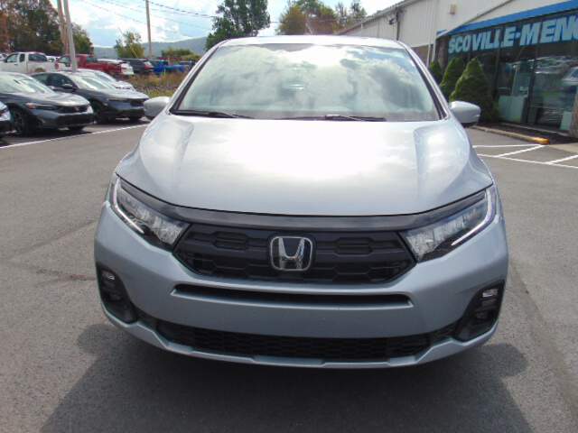  2026 Honda Odyssey Image: 1