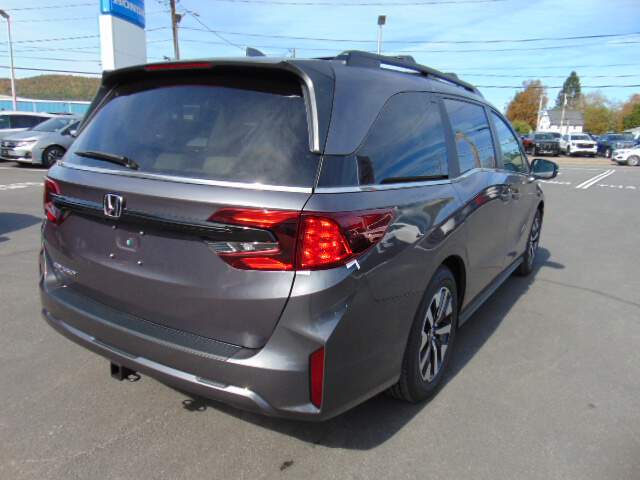  2026 Honda Odyssey Image: 4