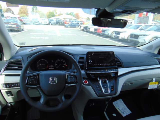  2026 Honda Odyssey Image: 10