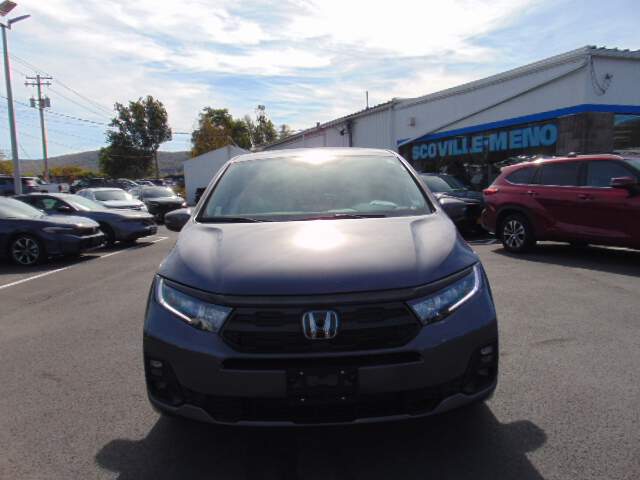  2026 Honda Odyssey Image: 1