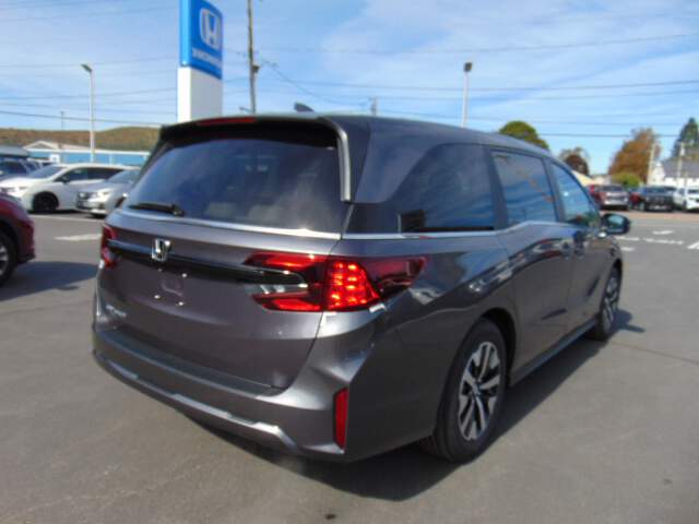  2026 Honda Odyssey Image: 4