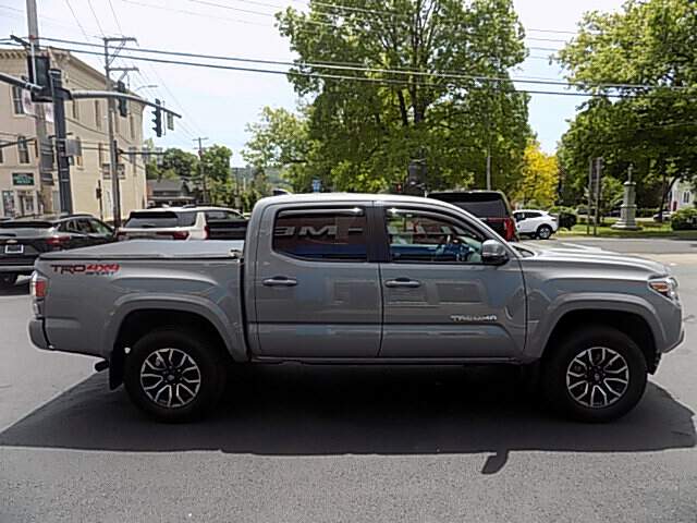  2021 Toyota Tacoma Image: 6