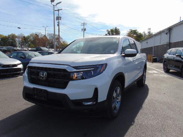  2026 Honda Ridgeline Image: 0