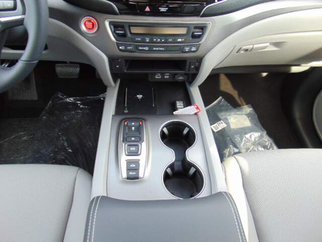  2026 Honda Ridgeline Image: 11