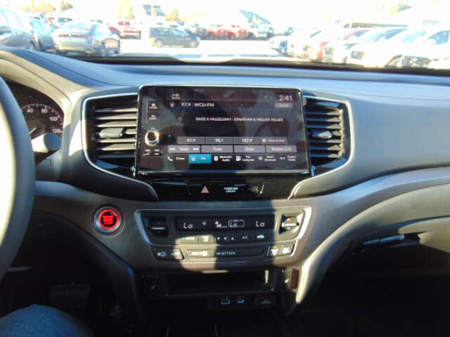  2026 Honda Ridgeline Image: 12