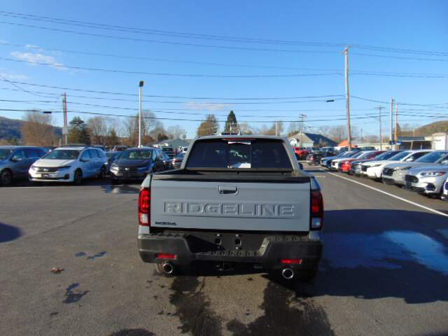  2026 Honda Ridgeline Image: 5