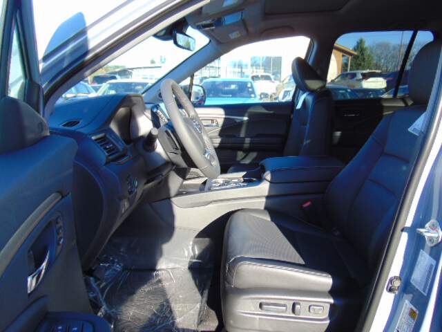  2026 Honda Ridgeline Image: 8