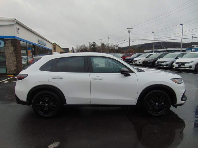  2026 Honda HR-V Image: 3