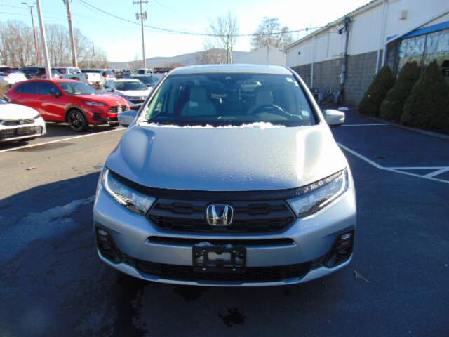  2026 Honda Odyssey Image: 1