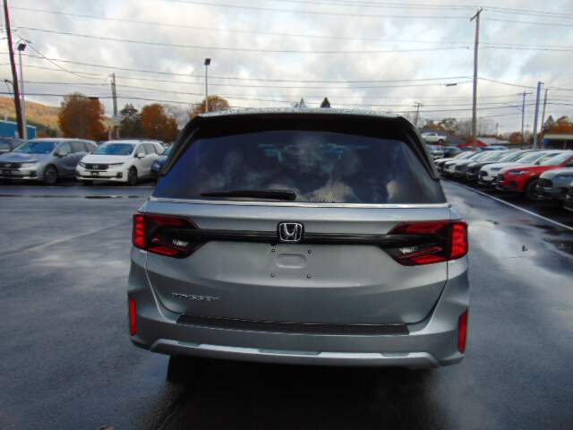 2026 Honda Odyssey Image: 5