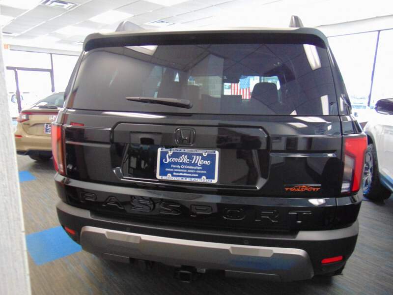  2026 Honda Passport Image: 4