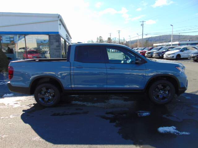  2026 Honda Ridgeline Image: 3