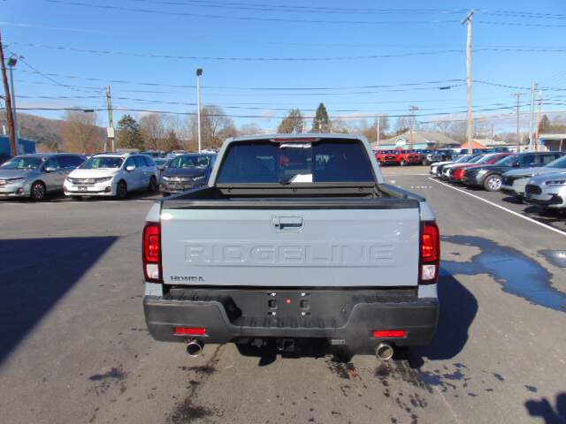  2026 Honda Ridgeline Image: 5