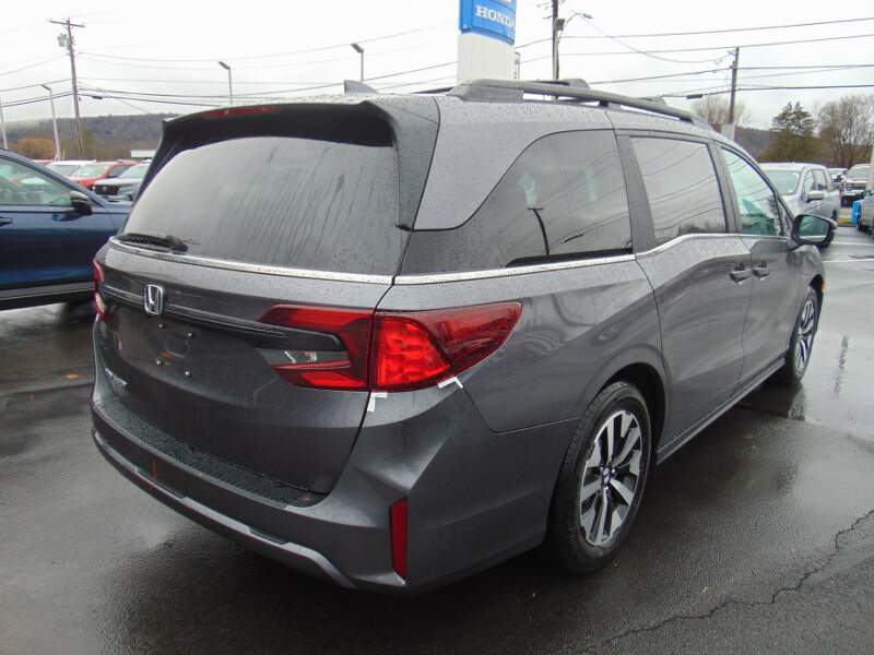  2026 Honda Odyssey Image: 4