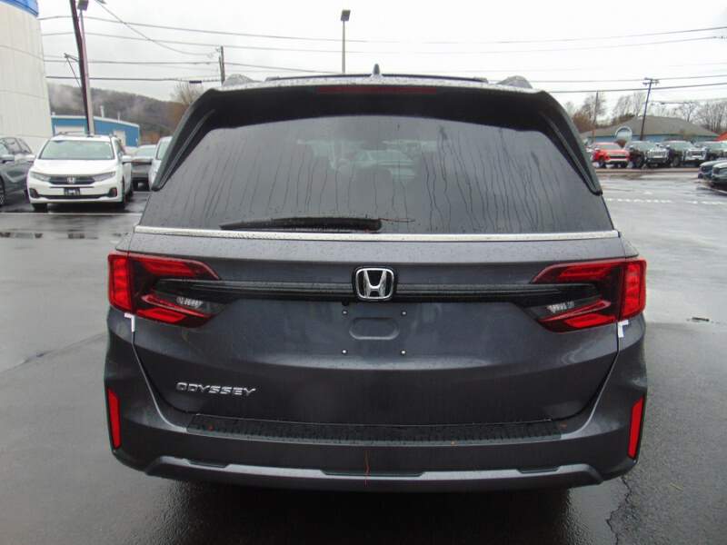  2026 Honda Odyssey Image: 5