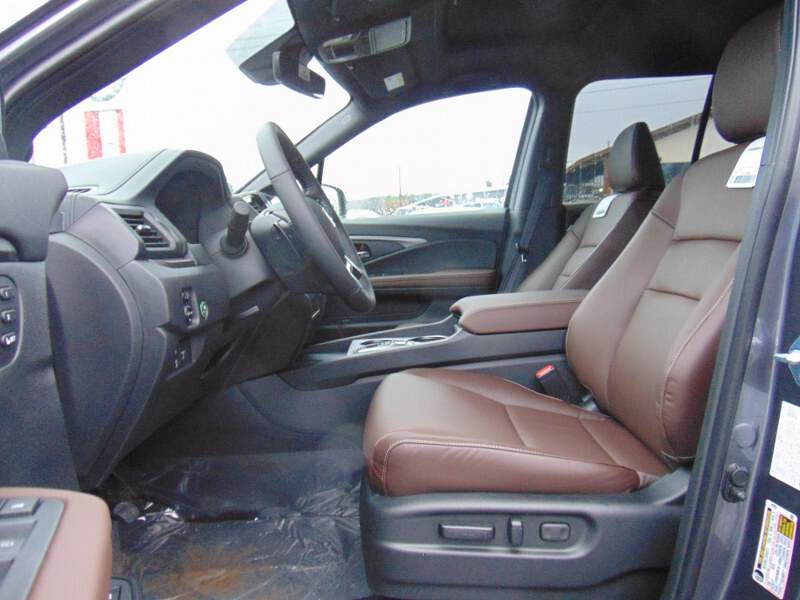  2026 Honda Ridgeline Image: 8