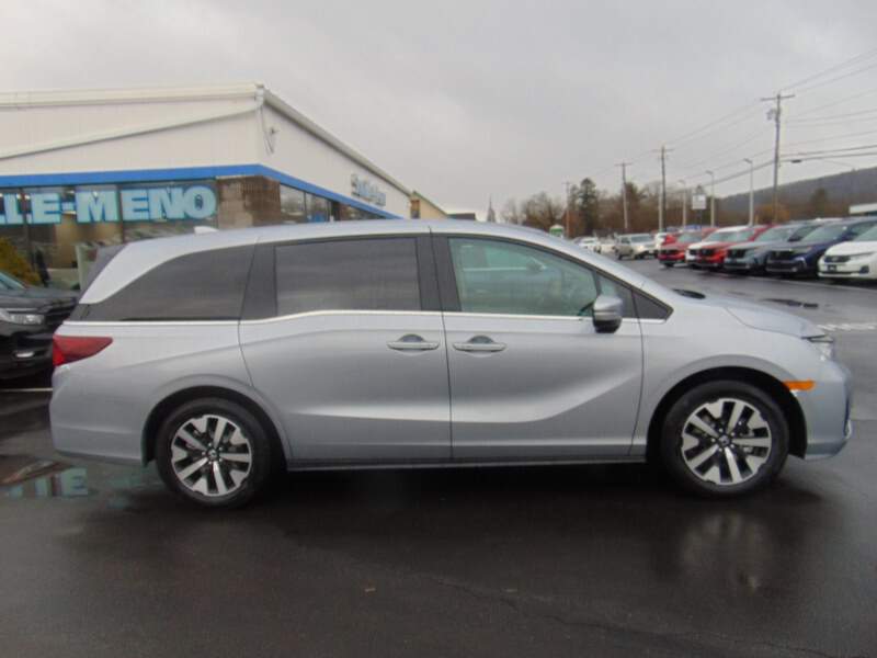  2026 Honda Odyssey Image: 3