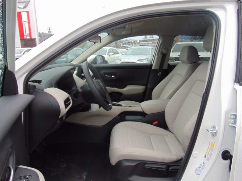  2026 Honda HR-V Image: 8