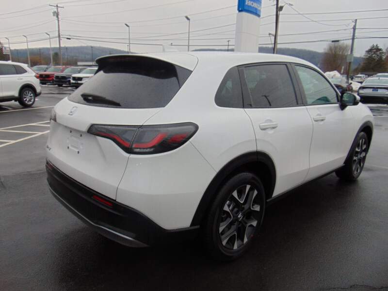  2026 Honda HR-V Image: 4