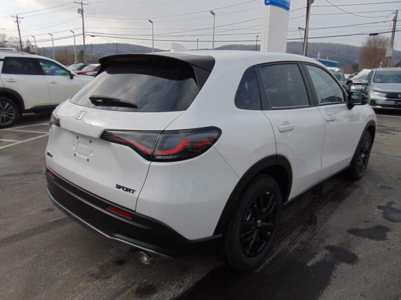  2026 Honda HR-V Image: 4