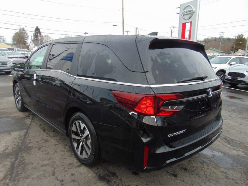  2026 Honda Odyssey Image: 6